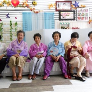 찍어사진관 장수사진 찍어드리기 봉사활동 이미지