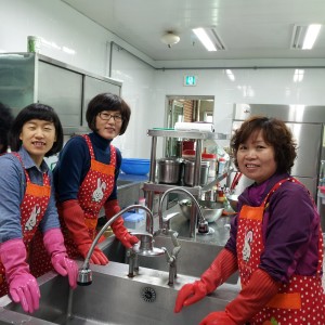 선비촌로타리 부인회원들 이미지